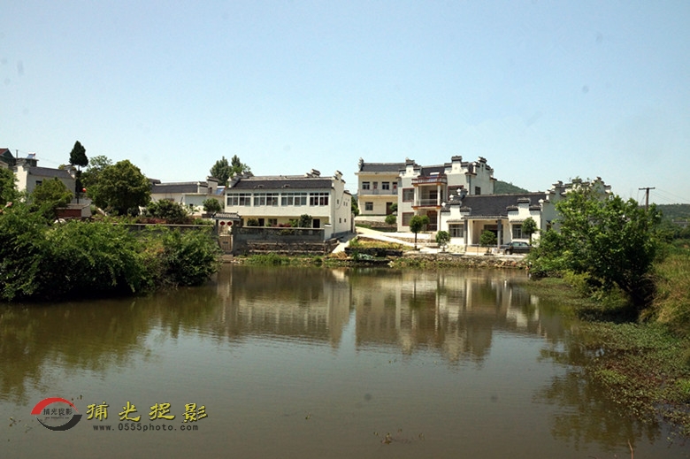 DSC01049_.jpg