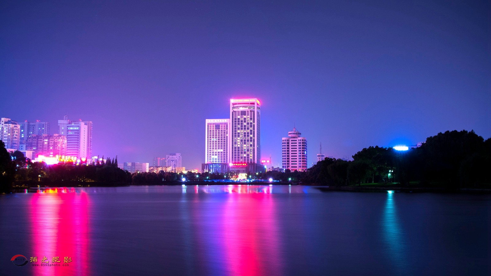 DSC_2700-1_.jpg